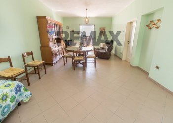 Sala da pranzo - Apartment VIA ROMA
 
54, Tornareccio - photo 11