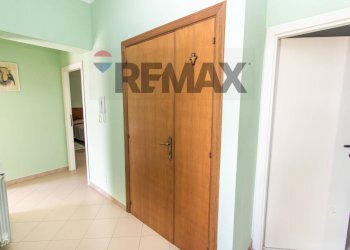 Hall / corridoio - Apartment VIA ROMA
 
54, Tornareccio - photo 22