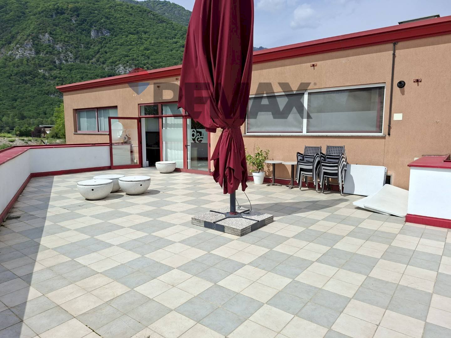 Terrazza - Commercial Premises Viale Cadore
56, Ponte nelle Alpi - photo 2