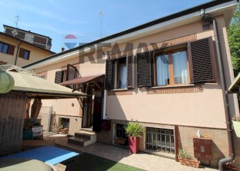 Casa all\'aperto - Casa semi indipendente VIA PIETRO MARONCELLI
 
18, Cinisello Balsamo - foto 2