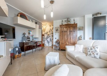 Soggiorno - Four-room apartment Corso Giulio Cesare
 
67, Torino - photo 7