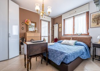 Camera - Four-room apartment Corso Giulio Cesare
 
67, Torino - photo 16