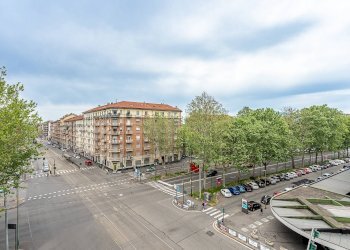 Vista - Four-room apartment Corso Giulio Cesare
 
67, Torino - photo 31