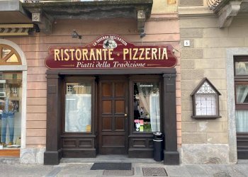 Foto 2 - Commercial Premises Piazza Vineis
6, Saluzzo - photo 2