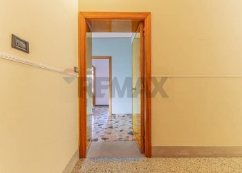 Hall / corridoio - Apartment Via Flumenargia
 
42, Sassari - photo 7