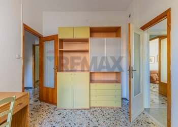 Camera / camera da letto - Apartment Via Flumenargia
 
42, Sassari - photo 27