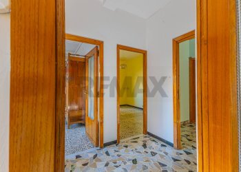 Hall / corridoio - Apartment Via Flumenargia
 
42, Sassari - photo 29