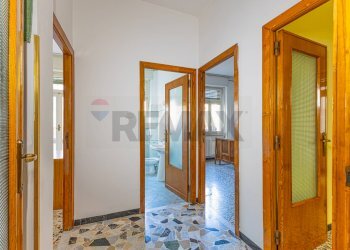 Hall / corridoio - Apartment Via Flumenargia
 
42, Sassari - photo 33