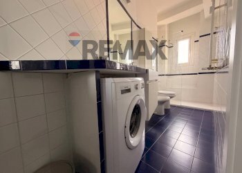 Bagno - Bilocale Via Giuseppe Govone
 
94, Milano - foto 8