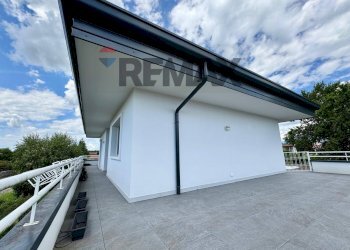 Terrazza - Villa Via Guglielmo Marconi
 
22, Reana del Rojale - foto 21