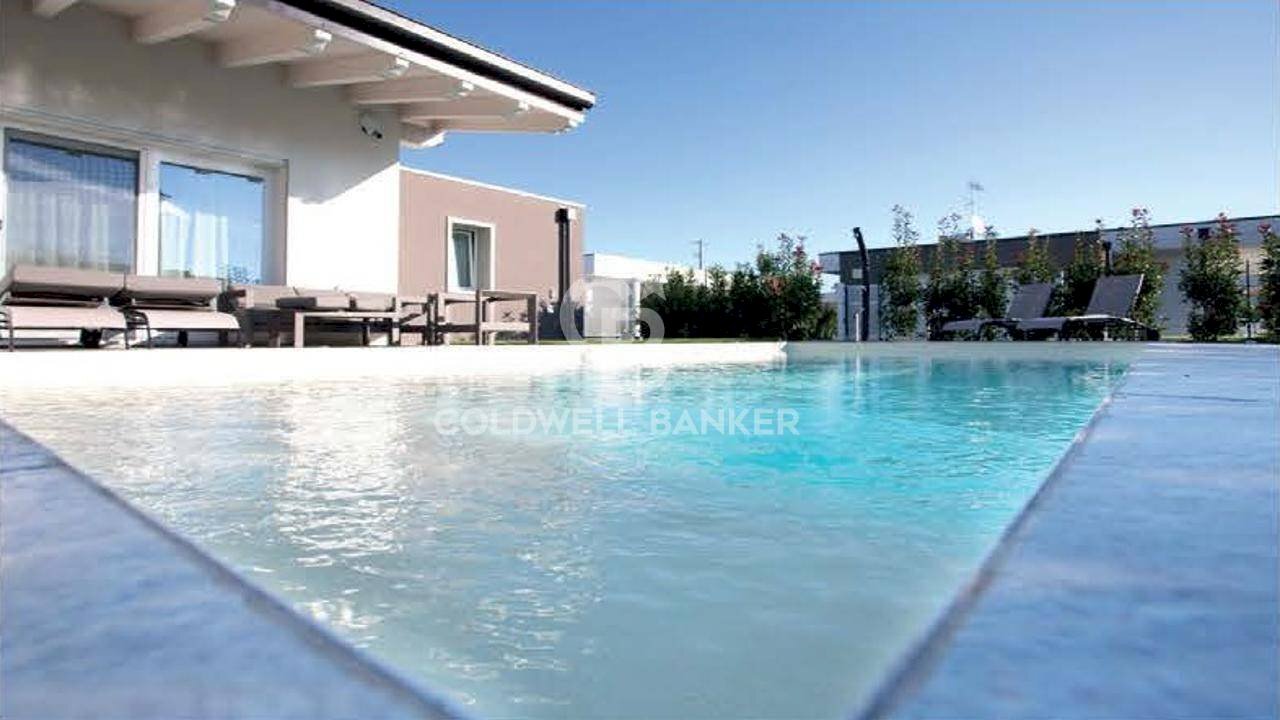 PISCINA - Villa via fabia, Castiglione delle Stiviere - photo 2