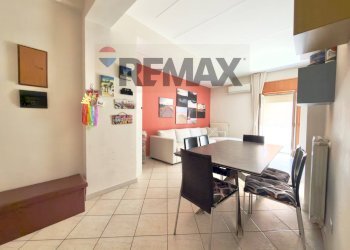 Sala da pranzo - Trilocale Corso Amedeo Di Savoia Duca D'aosta
 
210, Napoli - foto 4