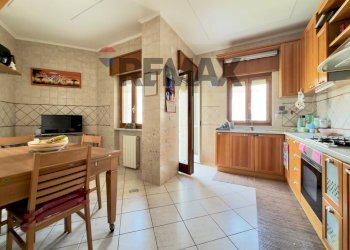 Cucina - Trilocale Corso Amedeo Di Savoia Duca D'aosta
 
210, Napoli - foto 12