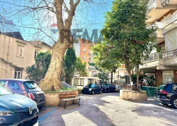 Edificio all\'aperto - Trilocale Corso Amedeo Di Savoia Duca D'aosta
 
210, Napoli - foto 26
