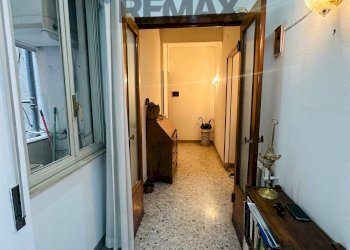 Hall / corridoio - Trilocale Via Sammartino
 
22, Palermo - foto 6