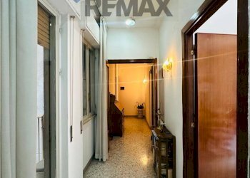 Hall / corridoio - Trilocale Via Sammartino
 
22, Palermo - foto 7