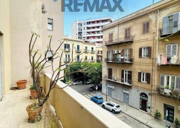 Balcone - Trilocale Via Sammartino
 
22, Palermo - foto 19