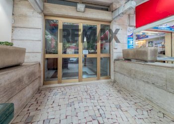 Ricezione / Lobby - Appartamento Via Empedocle Restivo
 
154, Palermo - foto 4