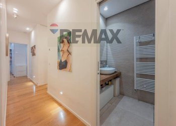Hall / corridoio - Appartamento Via Empedocle Restivo
 
154, Palermo - foto 14