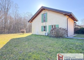 Foto 11 - Villa Via Milano
 
1037, Ispra - photo 11