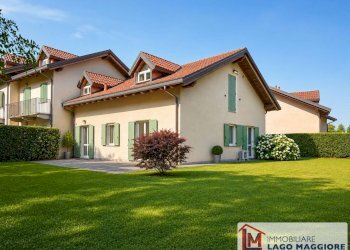 Foto 1 - Villa Via Milano
 
1037, Ispra - photo 1