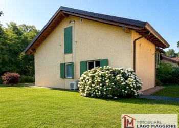 Foto 2 - Villa Via Milano
 
1037, Ispra - photo 2