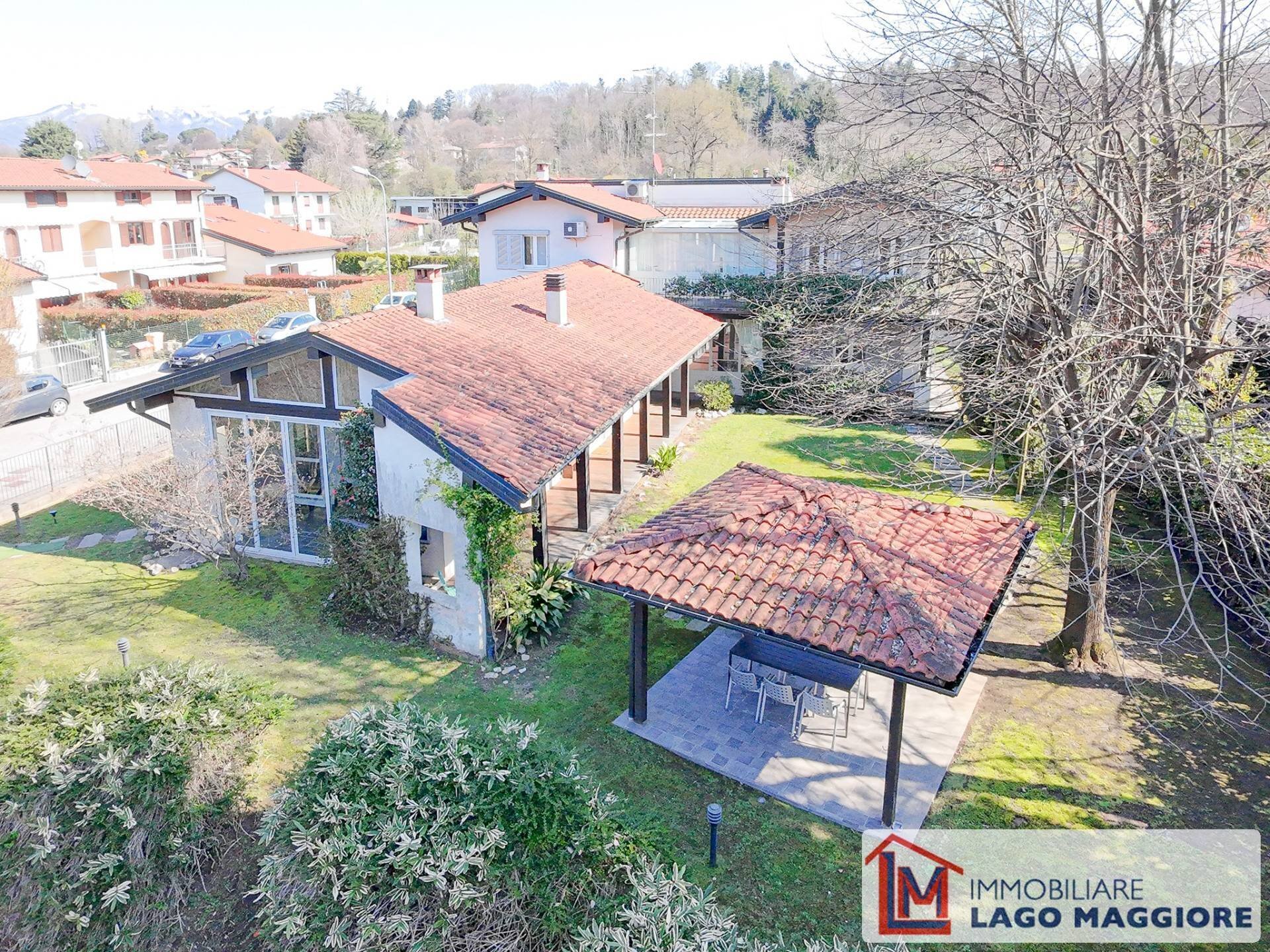 Foto 3 - Villa Via Eugenio Montale
37, Travedona-Monate - foto 3