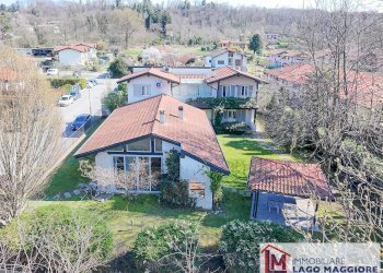 Foto 2 - Villa Via Eugenio Montale
 
37, Travedona-Monate - foto 2
