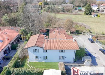 Foto 4 - Villa Via Eugenio Montale
 
37, Travedona-Monate - foto 4