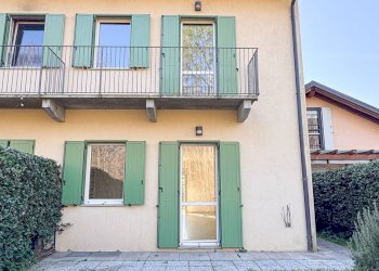 Foto 5 - Villa a Schiera Via Milano
 
1037, Ispra - foto 5