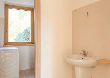 Foto 22 - Villa a Schiera Via Milano
 
1037, Ispra - foto 22