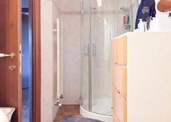 Foto 16 - Three-room apartment Via G.Mercalli
 
80, Travedona-Monate - photo 16