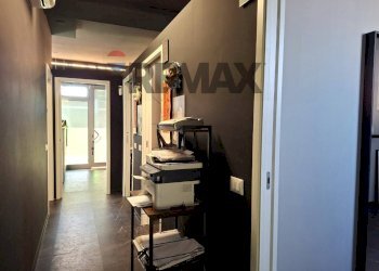 Hall / corridoio - Locale Commerciale Via Treviso
48, Silea - foto 14