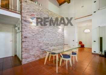 Sala da pranzo - Villa via Quercia
 
130, Cavezzo - photo 27