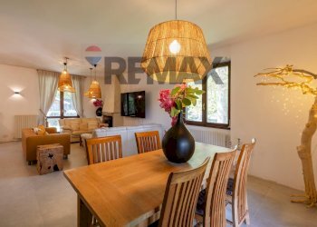 Sala da pranzo - Villa VIA GIUSEPPE GARIBALDI
 
9, Orino - foto 10