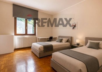 Camera / camera da letto - Villa VIA GIUSEPPE GARIBALDI
 
9, Orino - foto 17