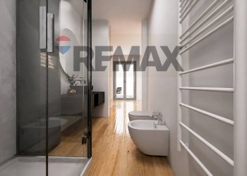 Bagno - Villa VIA GIUSEPPE GARIBALDI
 
9, Orino - foto 45