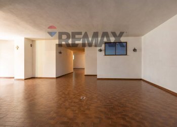 Stanza vuota - Villa VIA GIUSEPPE GARIBALDI
 
9, Orino - foto 50