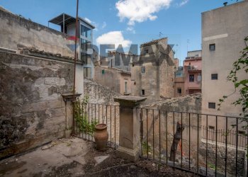 Edificio all\'aperto - Independent house Via Ecce Homo
 
133, Ragusa - photo 25