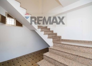 Scale - Apartment Via Alloro
 
12, Santa Croce Camerina - photo 17