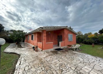 Casa all\'aperto - Villa via della primavera
45, Aprilia - foto 1