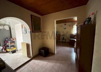 Hall / corridoio - Villa via della primavera
45, Aprilia - foto 24
