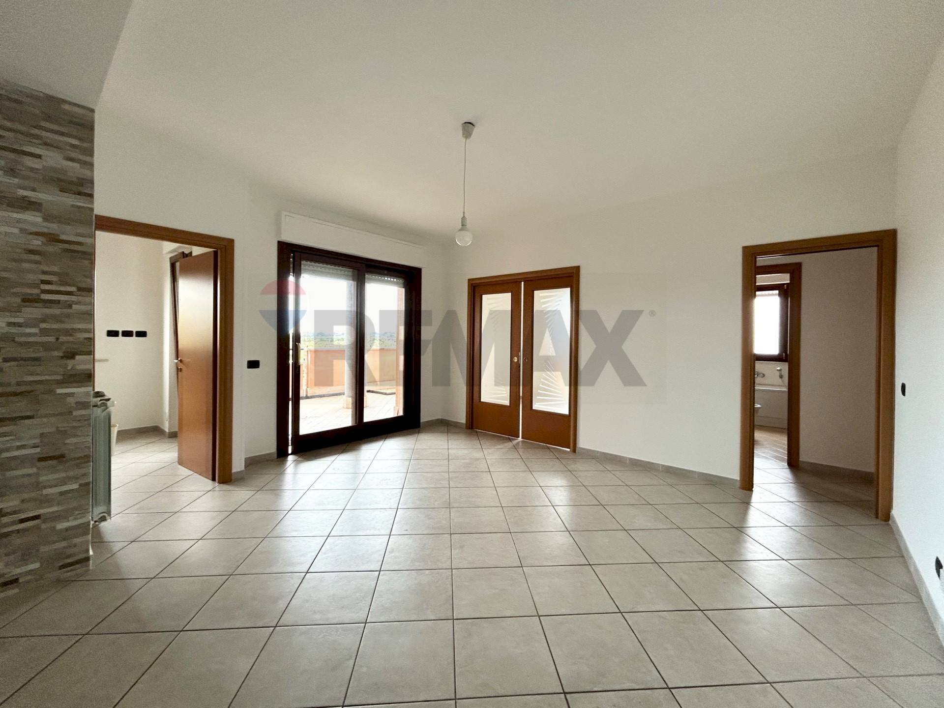 Stanza vuota - Four-room apartment Via Piemonte
 
83, Aprilia - photo 1