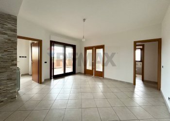 Stanza vuota - Four-room apartment Via Piemonte
 
83, Aprilia - photo 1