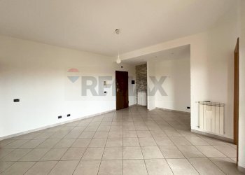 Stanza vuota - Four-room apartment Via Piemonte
 
83, Aprilia - photo 3
