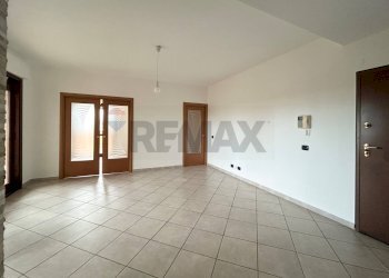 Stanza vuota - Four-room apartment Via Piemonte
 
83, Aprilia - photo 4