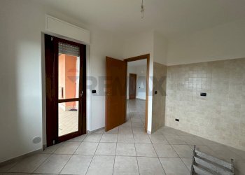 Stanza vuota - Four-room apartment Via Piemonte
 
83, Aprilia - photo 8