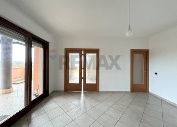 Stanza vuota - Four-room apartment Via Piemonte
 
83, Aprilia - photo 9