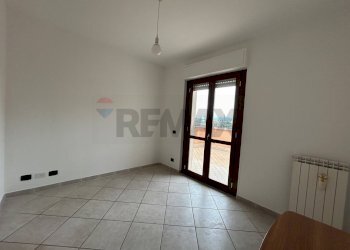 Stanza vuota - Four-room apartment Via Piemonte
 
83, Aprilia - photo 10