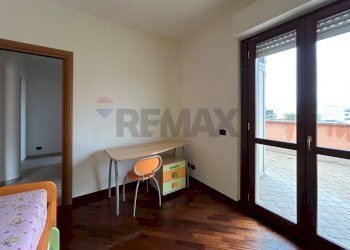 Sala da pranzo - Four-room apartment Via Piemonte
 
83, Aprilia - photo 21